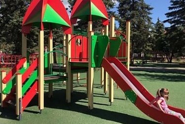 Как получить новую детскую площадку?